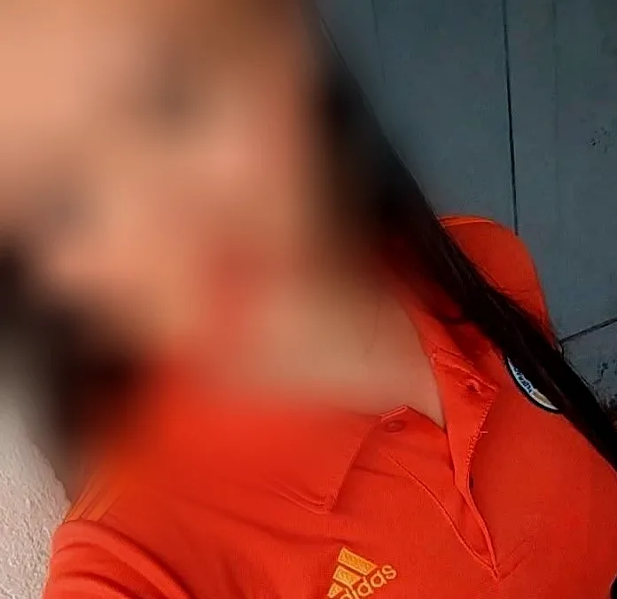 Aino, 24