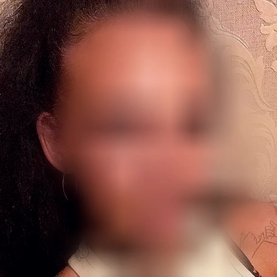 Heidi, 38