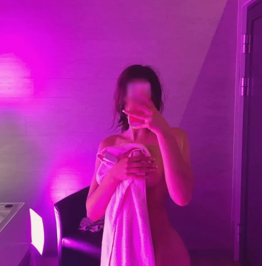 Maria, 18