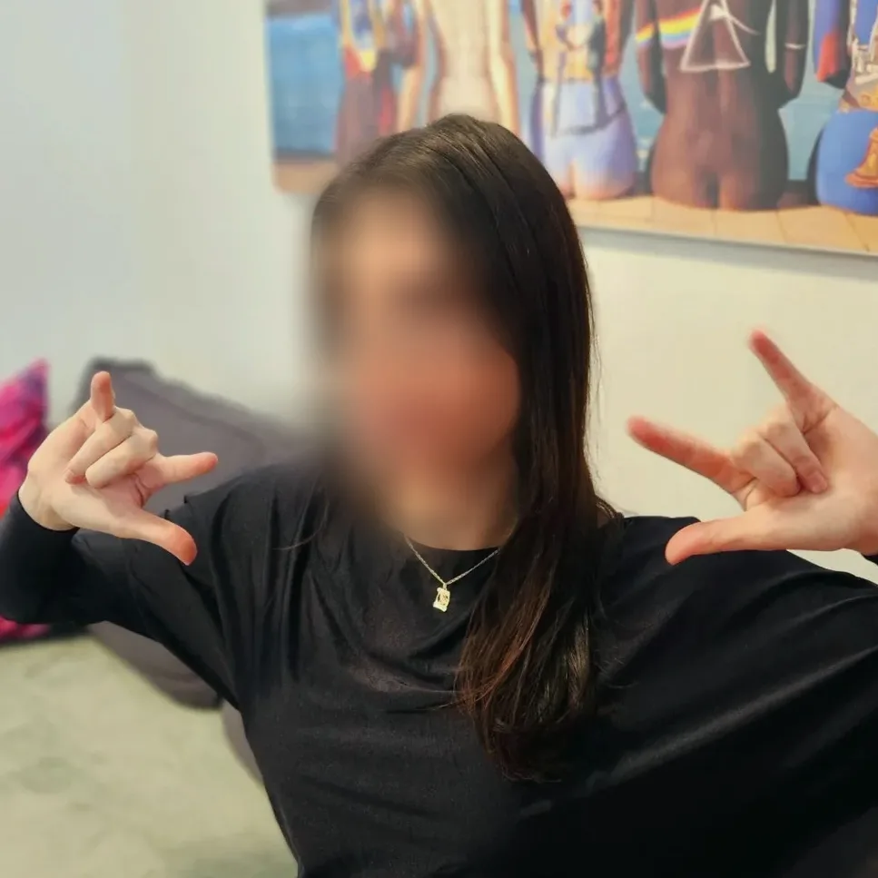 Vilma, 27